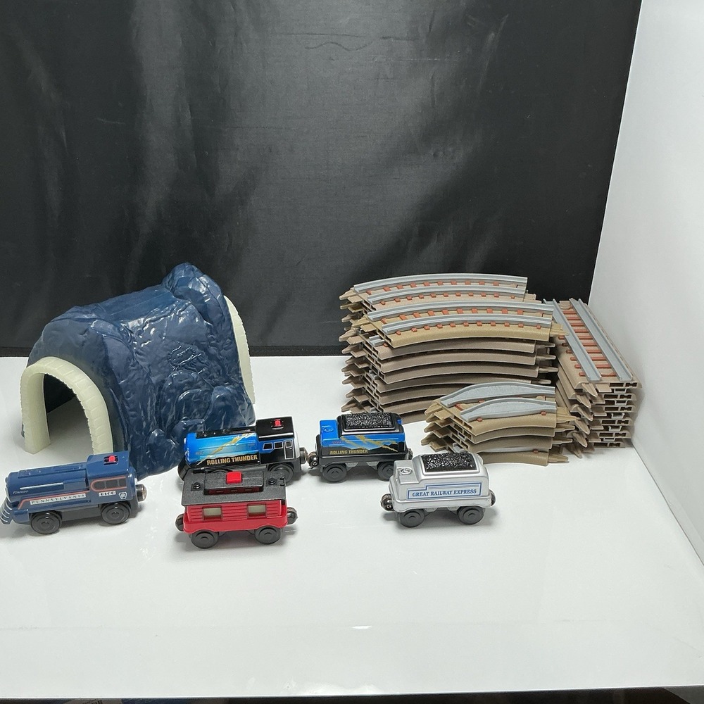 Vintage 1998-2001 Lionel Learning Curve Train Lot 28 Tracks Rolling Thunder